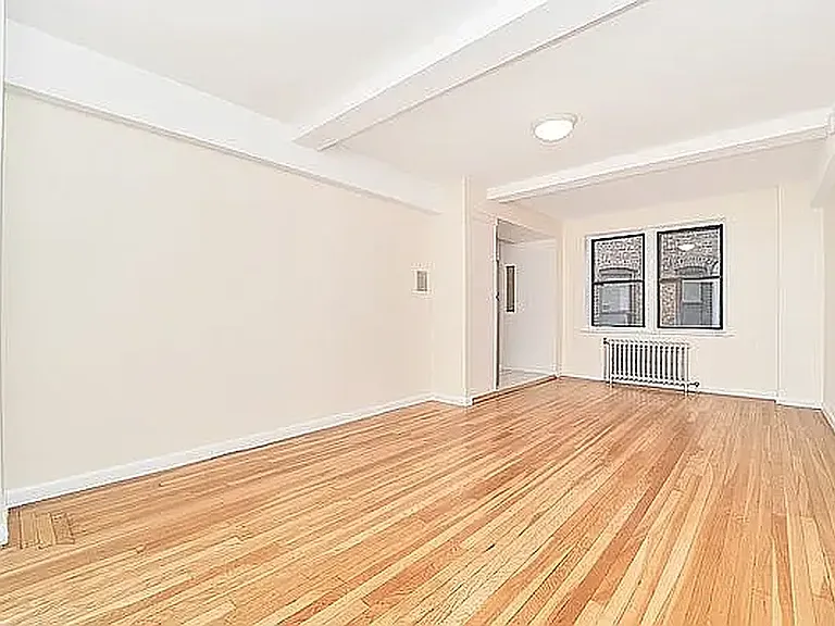850 Amsterdam Ave #4F — Photo 4