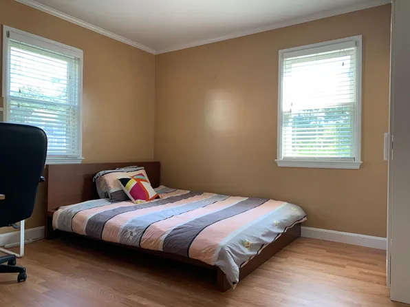 102 McCarthy Rd, Newton, MA 02459