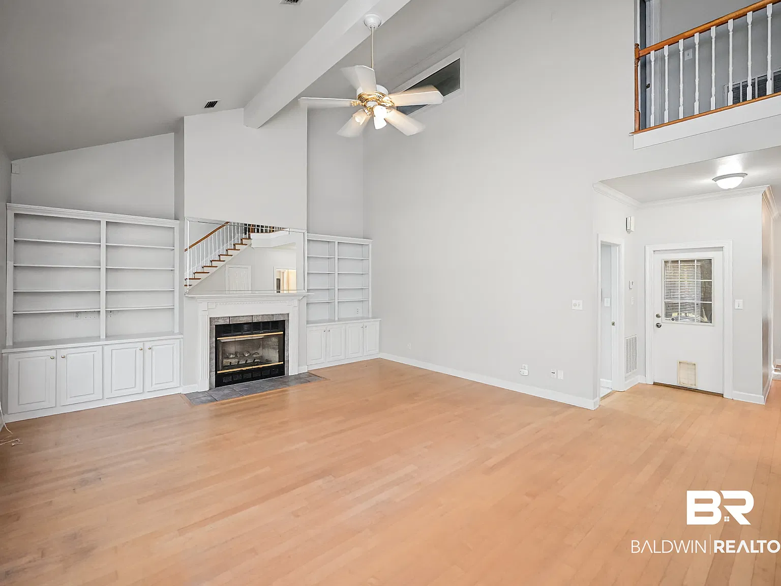 4 bed, 2.0 bath, 2184 sqft, $2,500 — Photo 3
