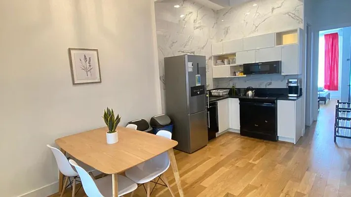 Rented by Nooklyn NYC LLC | media 38