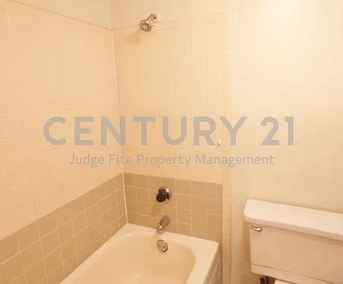 405 Pogue St — Photo 10