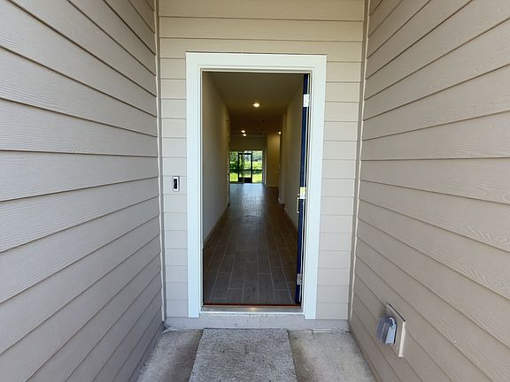 2nd image of 9230 Country House Dr