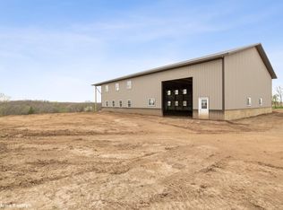 2223 Rustic Ave, Winterset, IA 50273