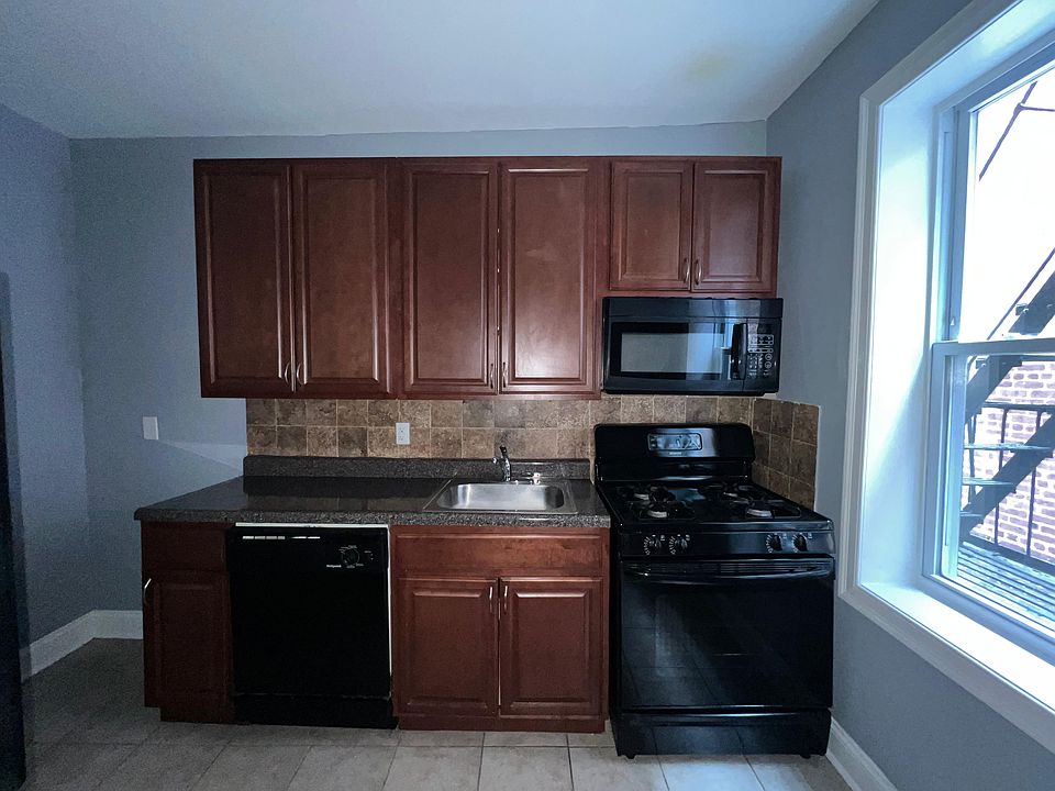 1st image of 731 Avenue A #6E