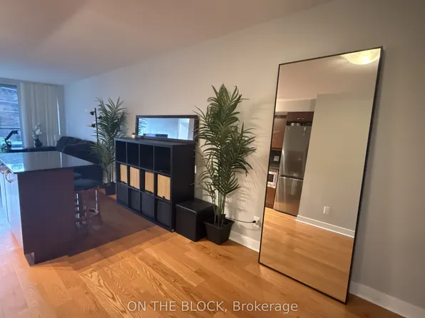 320 Richmond St E, Toronto, ON