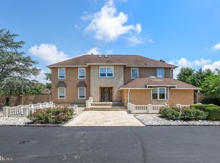 53 Kelly Driver Rd, Laurel Springs, NJ 08021