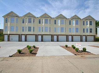 2271 Garrett Ln APT E, Jackson, MO 63755