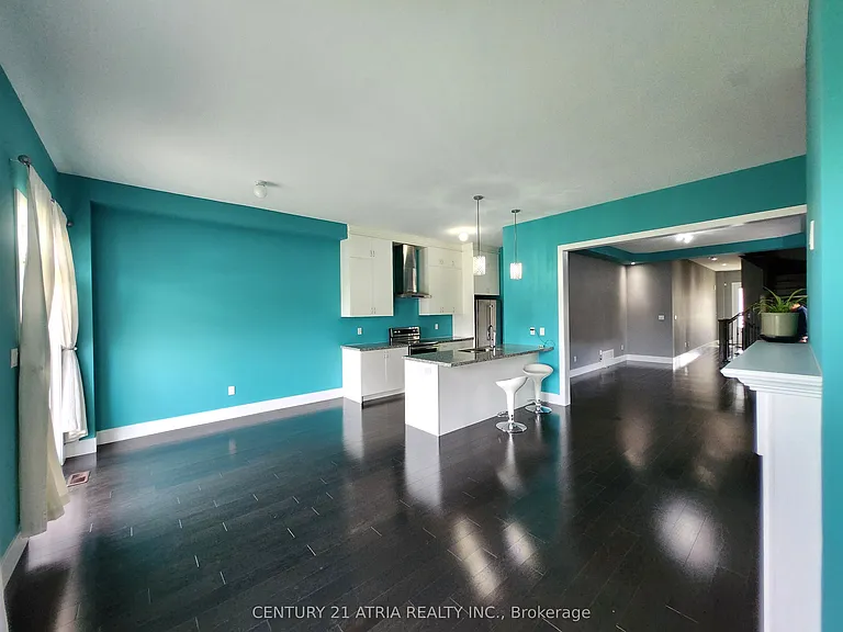 140 Elyse Ct — Photo 5