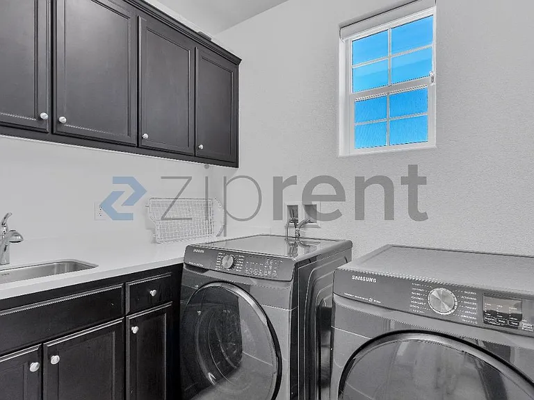 1483 S Barker St — Photo 42