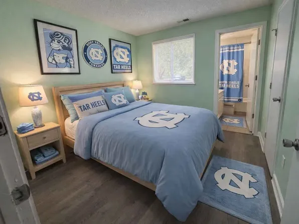 303 Smith Level Rd, Chapel Hill, NC