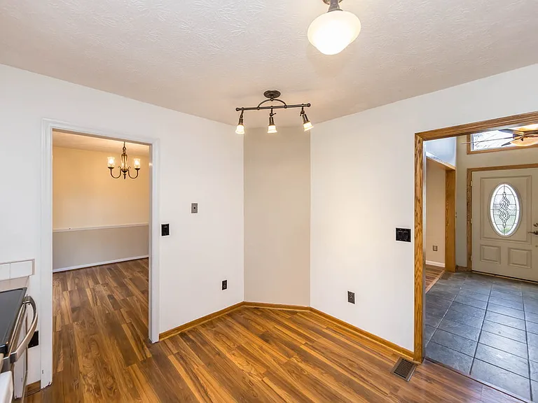 5334 Tara Hill Dr — Photo 39