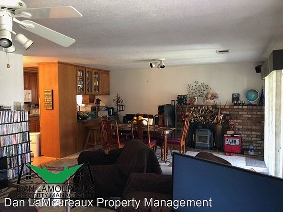 3rd image of 209 Imperial St