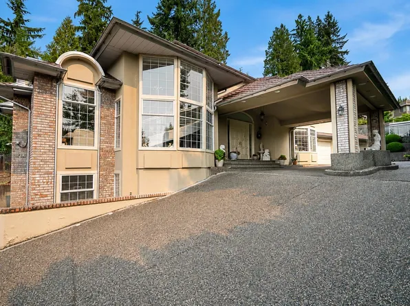 1496 Johnson St, Coquitlam, BC V3E 2T1