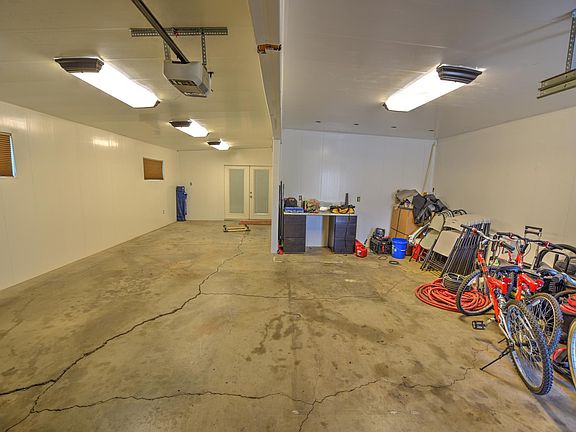 4th image of 10166 Harbor Dr