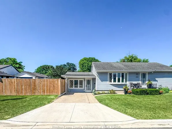 805 Matthew Brady Blvd, Windsor, ON N8S 3J7