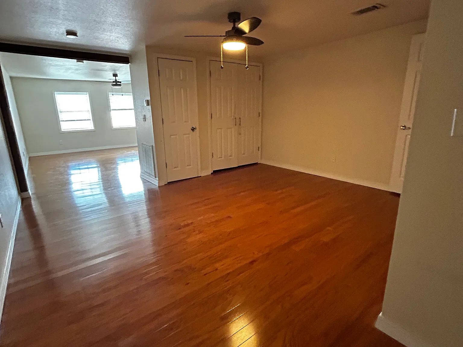 Studio, $750 — Photo 4