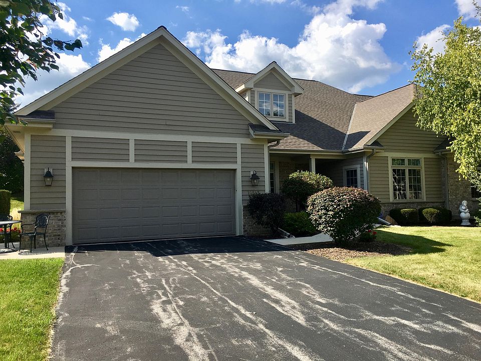 1st image of 10545 N Hidden Creek Dr