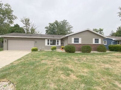 926 Westgate Dr, Charleston, IL, 61920