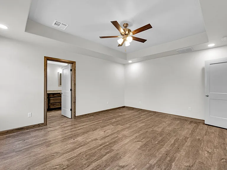 12670 SE 134th St — Photo 31