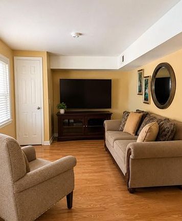 5th image of 15 Chestnut St #0