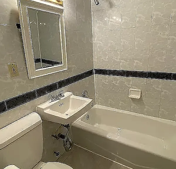 250 E 75th St #4W — Photo 5