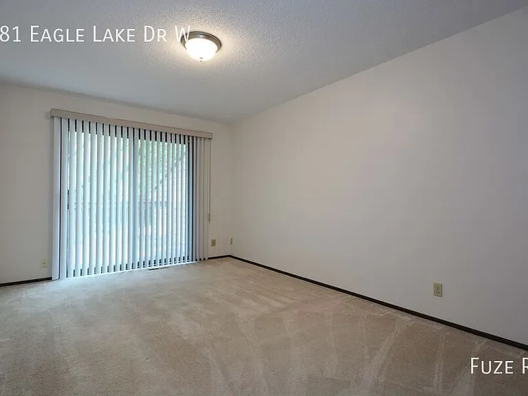 481 W Eagle Lake Dr — Photo 11