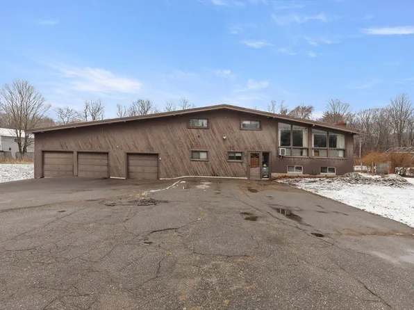 246 E Main St, Georgetown, MA 01833