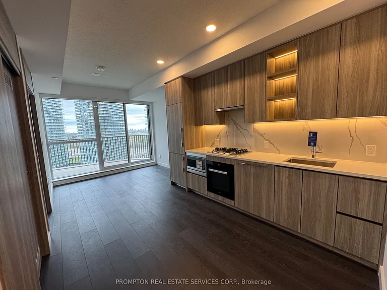 18 Esther Shiner Blvd #1512 — Photo 6
