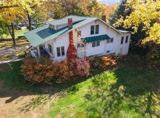14 Shannon St, Claremont, NH 03743