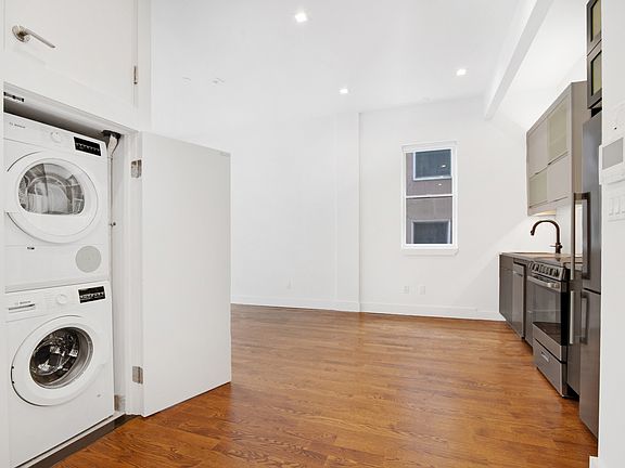 4th image of 141 Metropolitan Ave #4R