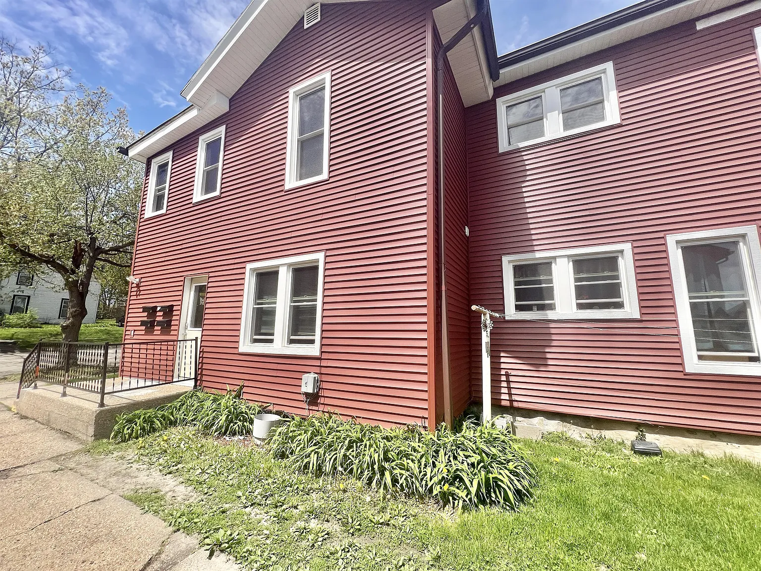 306 North Academy Street - 3 — Photo 4