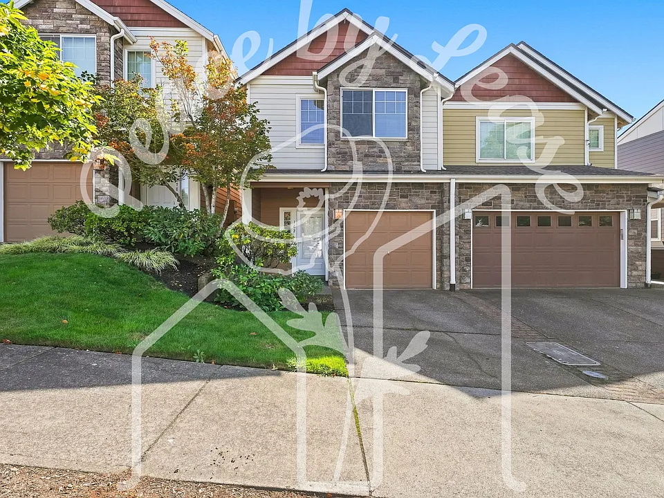 162 NW Eleven Mile Ave
