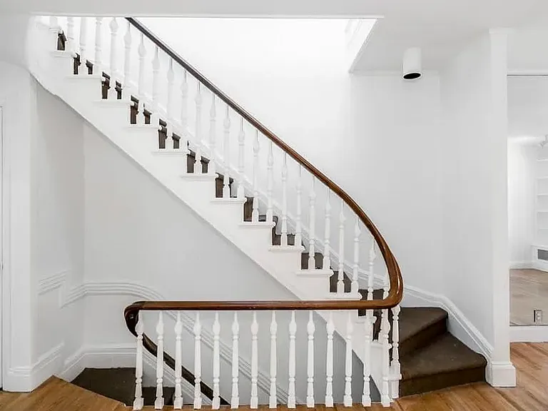 306 E 81st St #2 — Photo 9