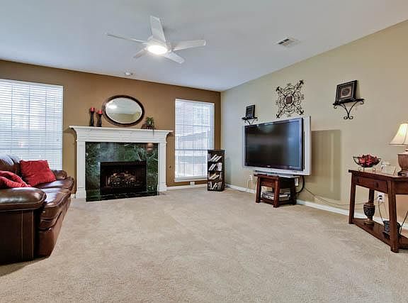 5th image of 3305 Arbor Creek Ln