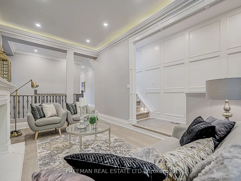 916 Manning Ave #MAIN2ND FLOOR — Photo 4