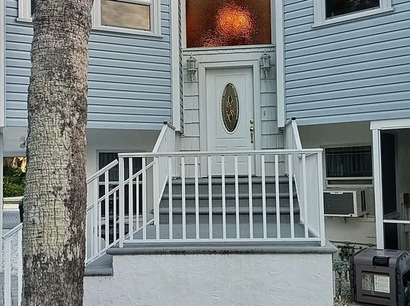 6000 N Beach Rd, Englewood, FL 34223