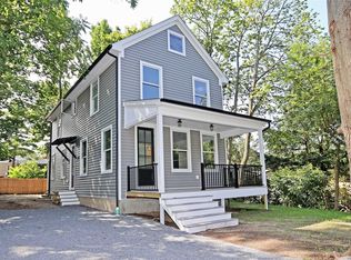 24 Cross St, Sea Cliff, NY 11579