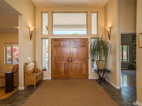 3rd image of 1018 Westmorland Dr