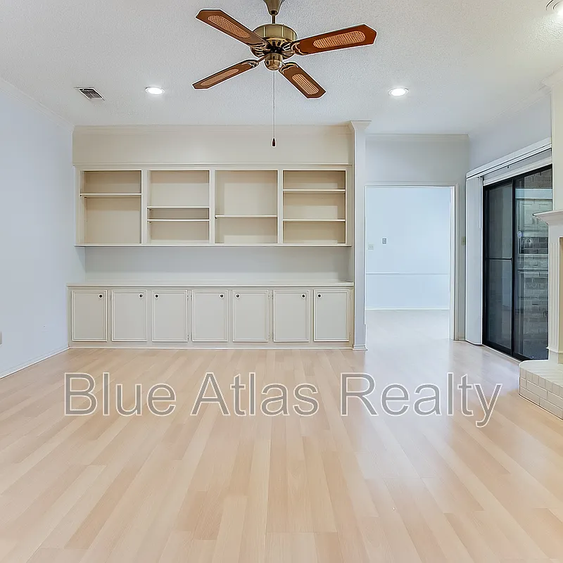 2 bed, 2.0 bath, 1582 sqft, $1,850 — Photo 3