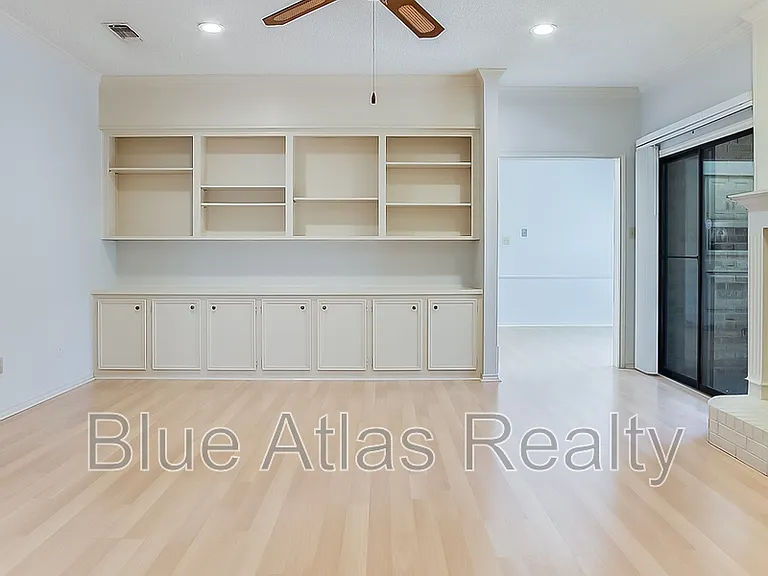 5727 Ridgerock Rd — Photo 3