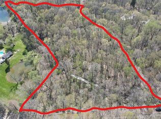 E Gunn Rd, Rochester, MI 48306