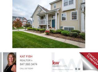 1282 Shamrock Ln, Hampshire, IL 60140