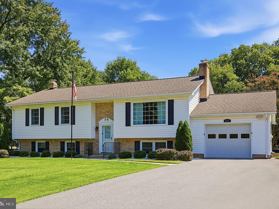 1st image of 8117 Runnymeade Dr
