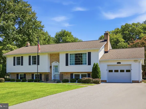 8117 Runnymeade Dr, Frederick, MD 21702