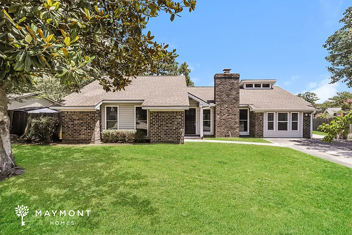 209 Buckskin Dr — Photo 1