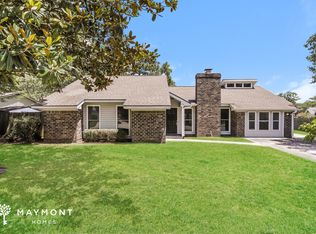 209 Buckskin Dr, Summerville, SC 29486