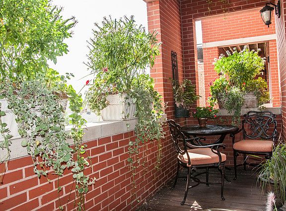 5th image of 1654 W Augusta Blvd #3E