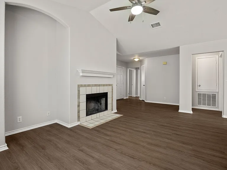 16702 Shipshaw River Dr — Photo 4