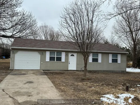 518 Derinda St, Saint Libory, NE 68872