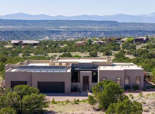 32 Plaza Del Centro, Santa Fe, NM 87506